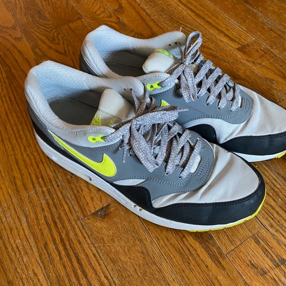 Nike Other - Nike air max 1